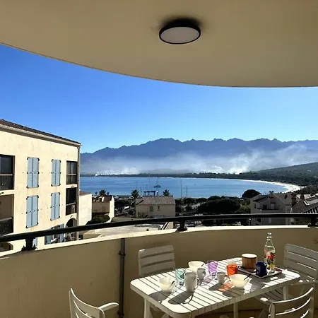 Terrasse Vue Et Montagne - Centre Et كالفي